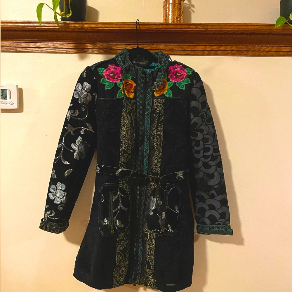 Desigual embroidered jacket NWT
